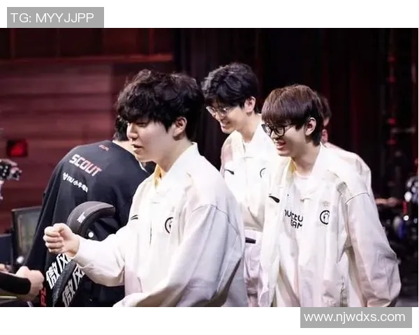 赛后分析IG与V5对决中的战术意识与团队配合探讨实时数据